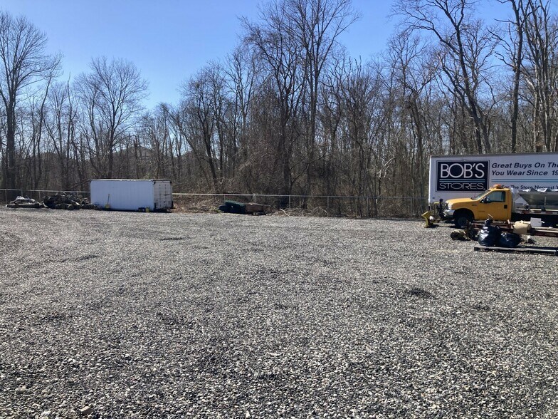 More Photos Of 347 East St, West Bridgewater Land For Lease