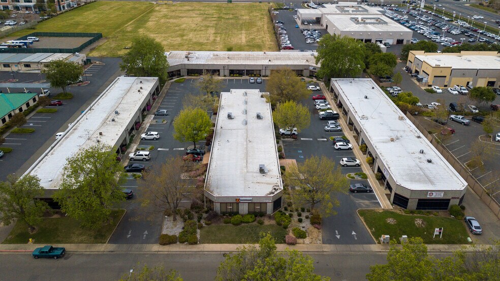 Primary Photo Of 990 Klamath Ln, Yuba City Flex For Lease