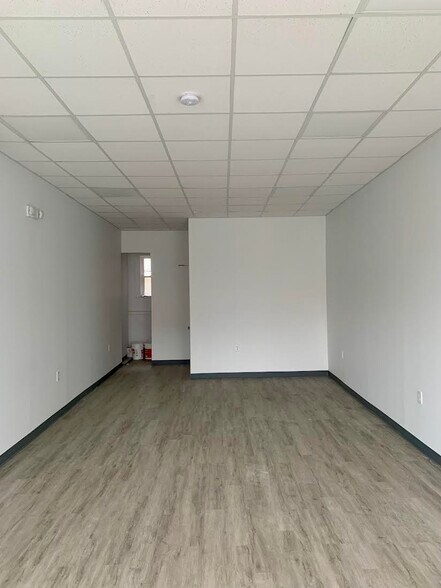 More Photos Of 112-116 Bloomfield Ave, Montclair Storefront Retail Residential For Lease