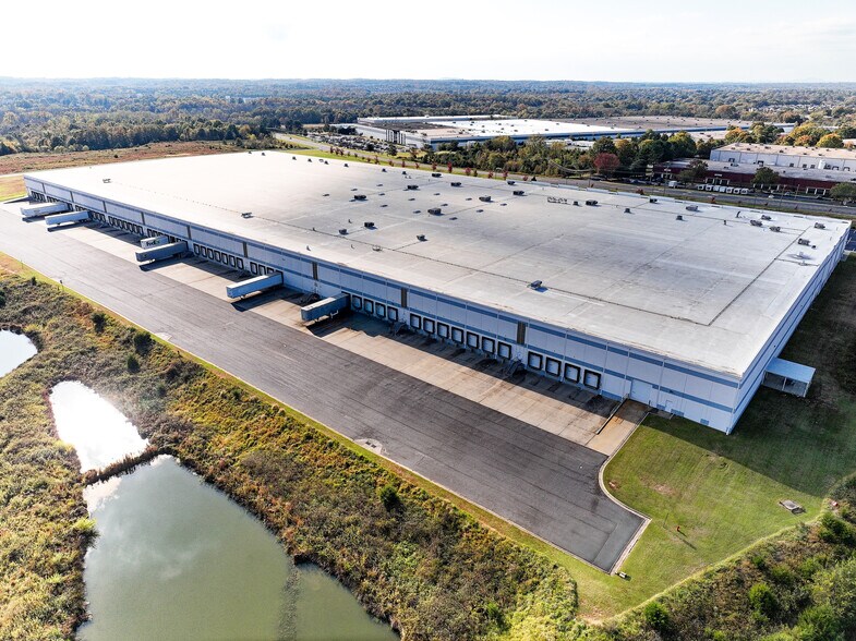 More Photos Of 4140 Pleasant Rd, Fort Mill Warehouse For Lease