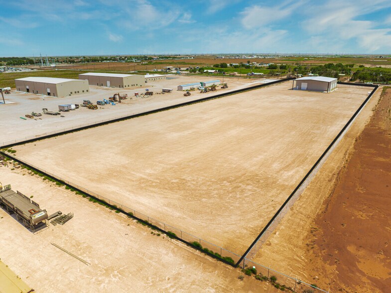 More Photos Of 2411 E County Rd 140, Midland Warehouse For Sale