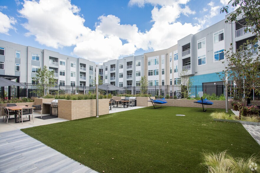 More Photos Of 8010 Gramercy Blvd, Rockville Apartments For Lease