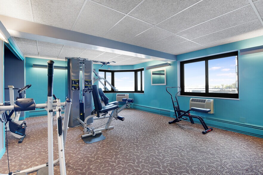 More Photos Of , Chicago Multifamily For Sale