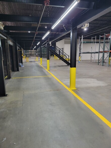 More Photos Of 3801 W 65th St, Little Rock Refrigeration Cold Storage For Sale
