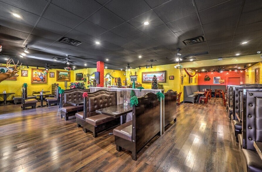 More Photos Of 1108 E Lake Mead Blvd, North Las Vegas Restaurant For Lease