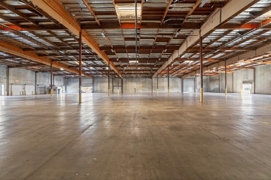 More Photos Of 10149 Iron Rock Way, Elk Grove Warehouse For Sale