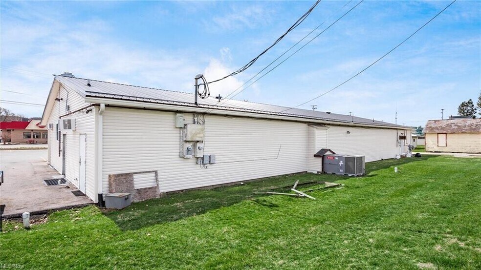 More Photos Of 22 3rd st, Frazeysburg Storefront For Sale