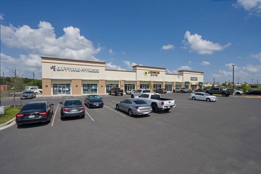 More Photos Of 3832 S McColl Rd, Edinburg Storefront For Lease