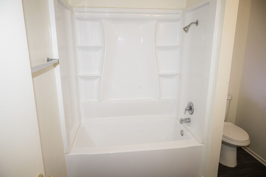 More Photos Of 319 W Lambert Rd, Brea Apartments For Sale