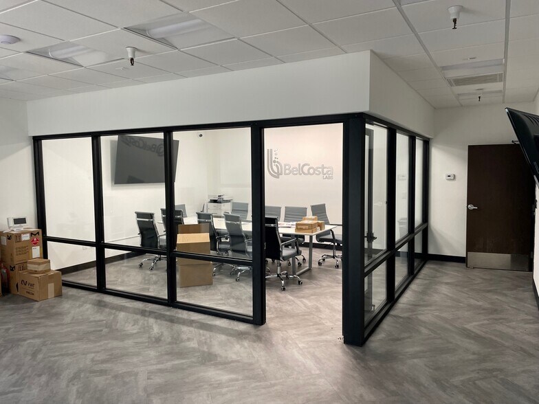 More Photos Of 3959-3971 Commerce Dr, West Sacramento Warehouse For Lease