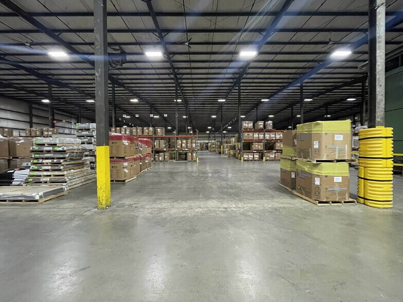 More Photos Of 400 W Wall St, Paulding Warehouse For Lease