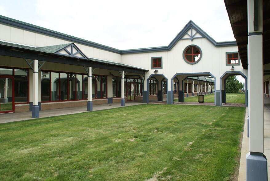 More Photos Of 9301 S Innovation Dr, Daleville Office For Sale