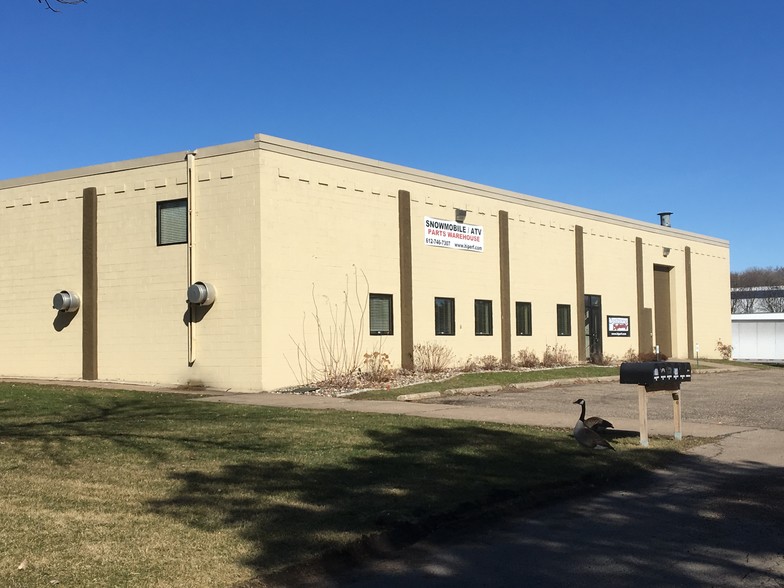 Primary Photo Of 1415 Mendota Heights Rd, Mendota Heights Manufacturing For Lease