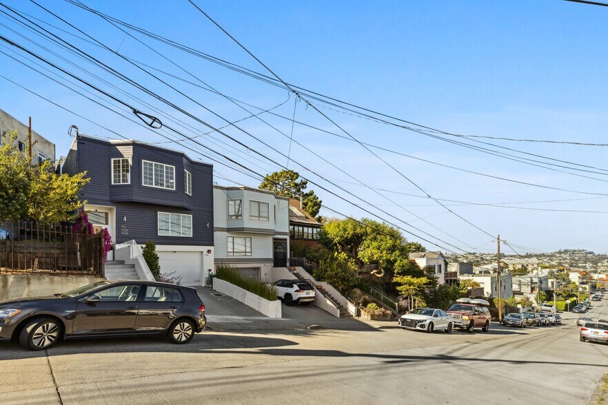 More Photos Of 150 Josiah Ave, San Francisco Apartments For Sale