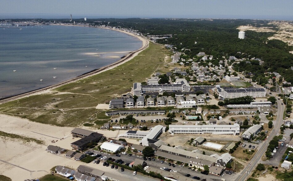 More Photos Of 706 Shore Rd, North Truro Apartments For Sale
