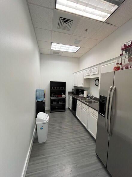 More Photos Of 12598 Emerald Coast Pky, Destin Medical For Lease