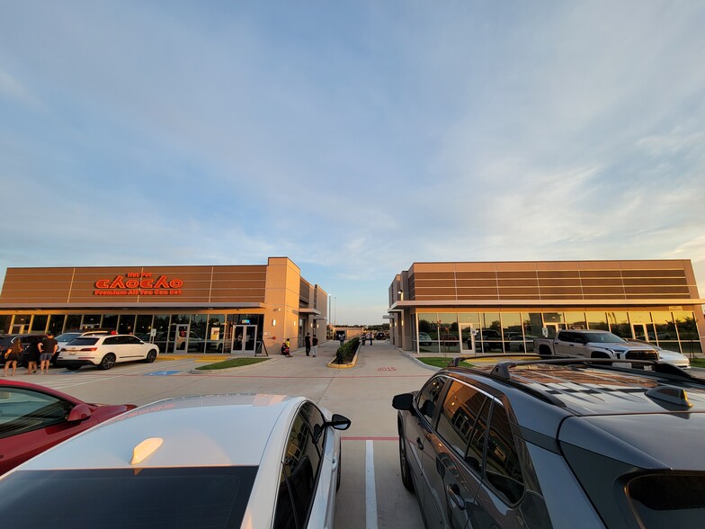 More Photos Of 22819 Mercantile Pkwy, Katy Restaurant For Lease