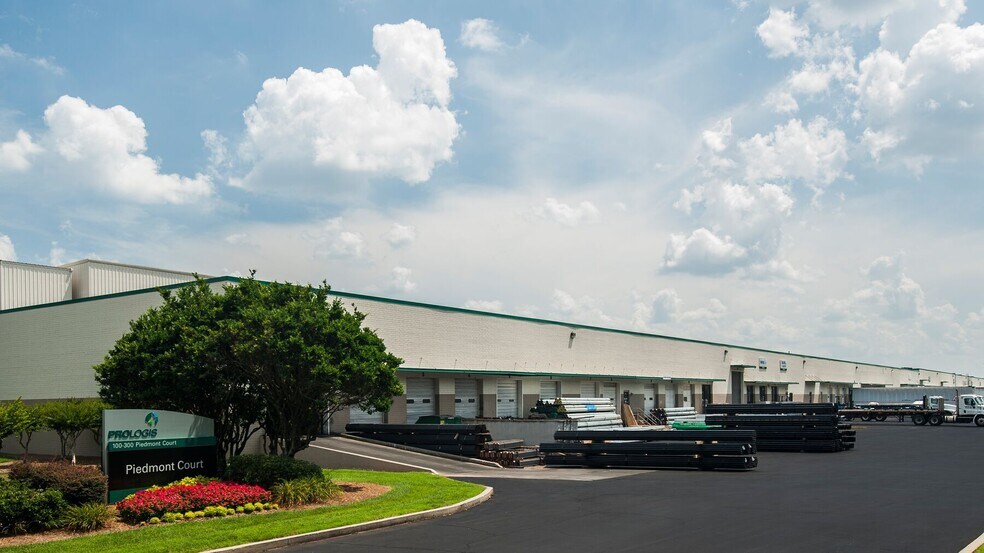 More Photos Of 100-200 Piedmont Ct, Doraville Warehouse For Lease