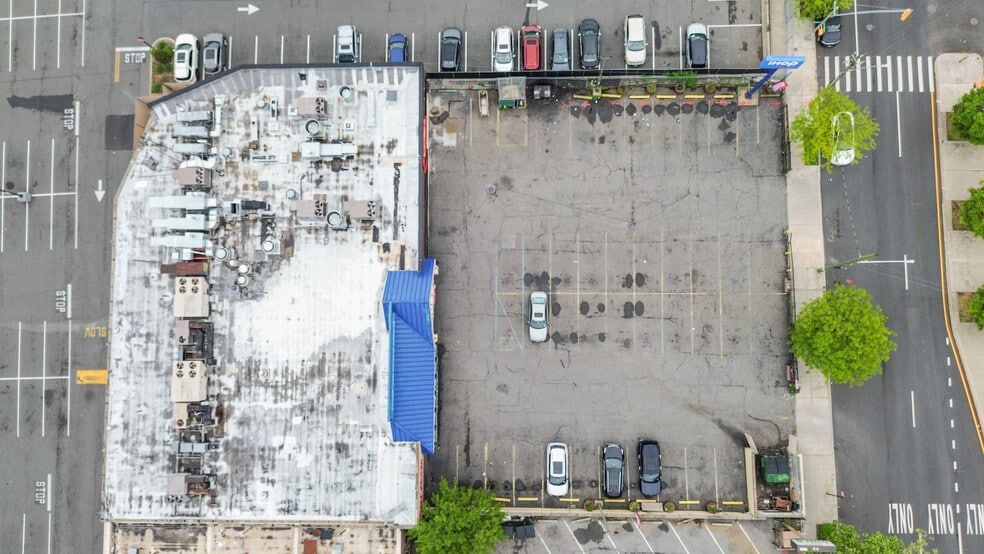 More Photos Of 933-939 Richmond Ave, Staten Island Freestanding For Sale