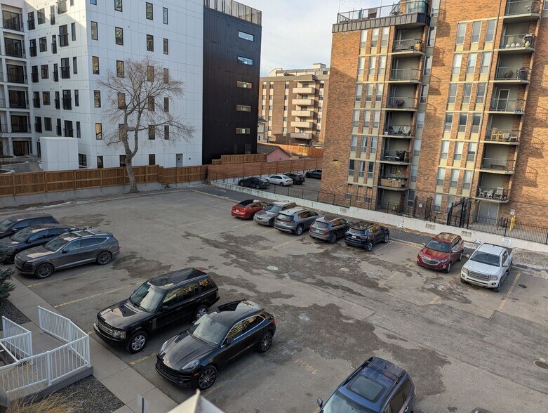 More Photos Of 1403-1411 2nd St SW, Calgary Office For Sale