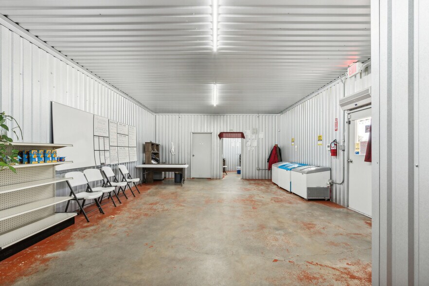 More Photos Of 324 E Highway 6, Iredell Land For Sale