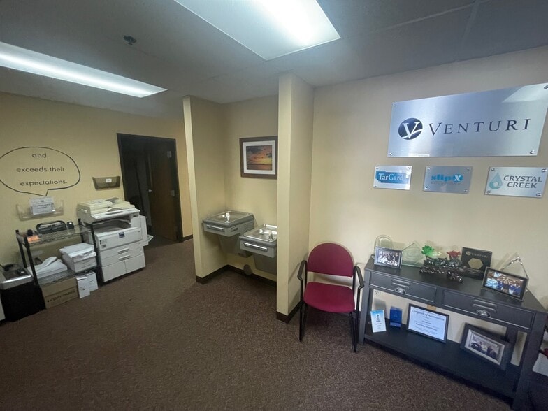 More Photos Of 2291 Traversefield Dr, Traverse City Manufacturing For Lease