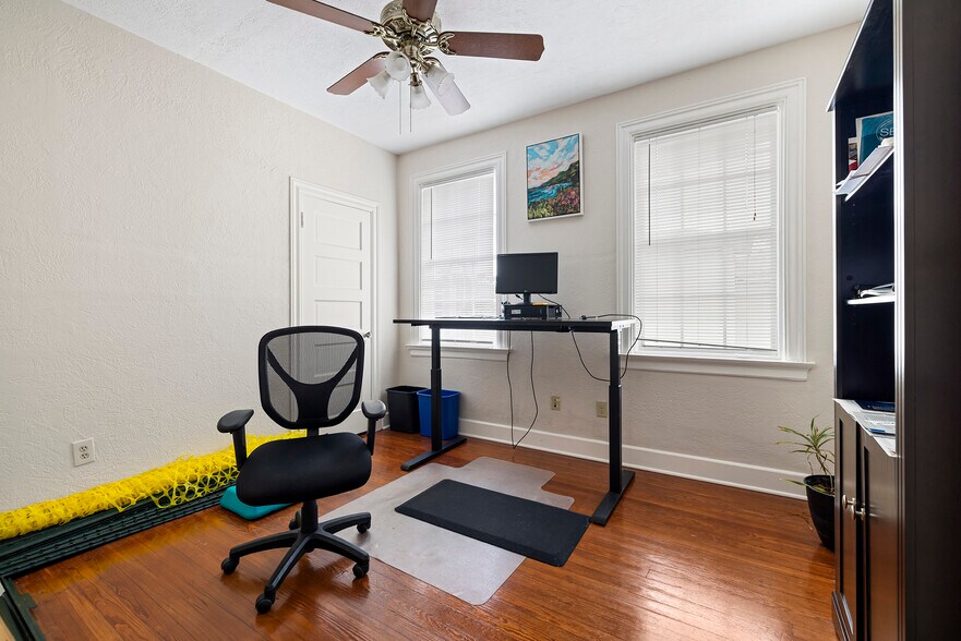 More Photos Of 7024 Central Ave, Saint Petersburg Medical For Lease