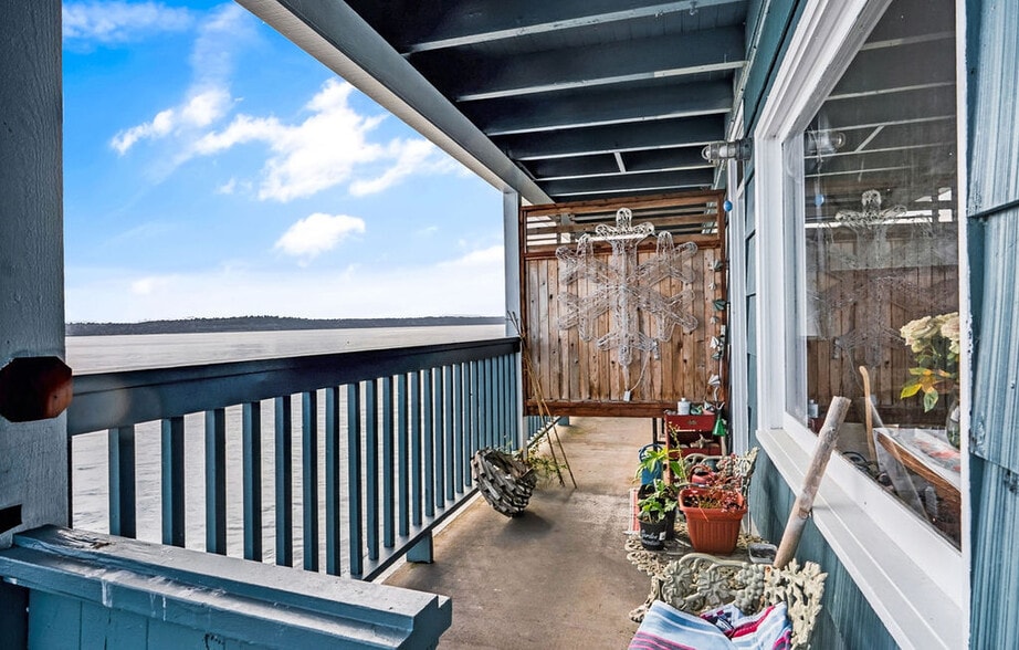 More Photos Of 10824 Vashon Hwy SW, Vashon Restaurant For Sale