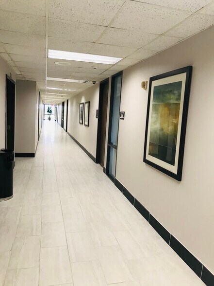More Photos Of 3315 Burke Rd, Pasadena Medical For Lease