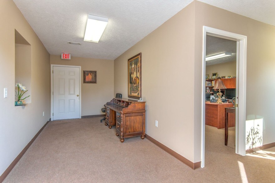 More Photos Of 13939 Old Texaco Rd, Conroe Industrial For Sale