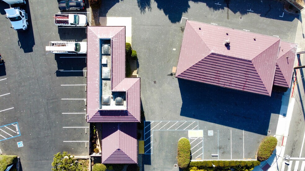 More Photos Of 2100 Del Monte Ave, Monterey Auto Repair For Sale