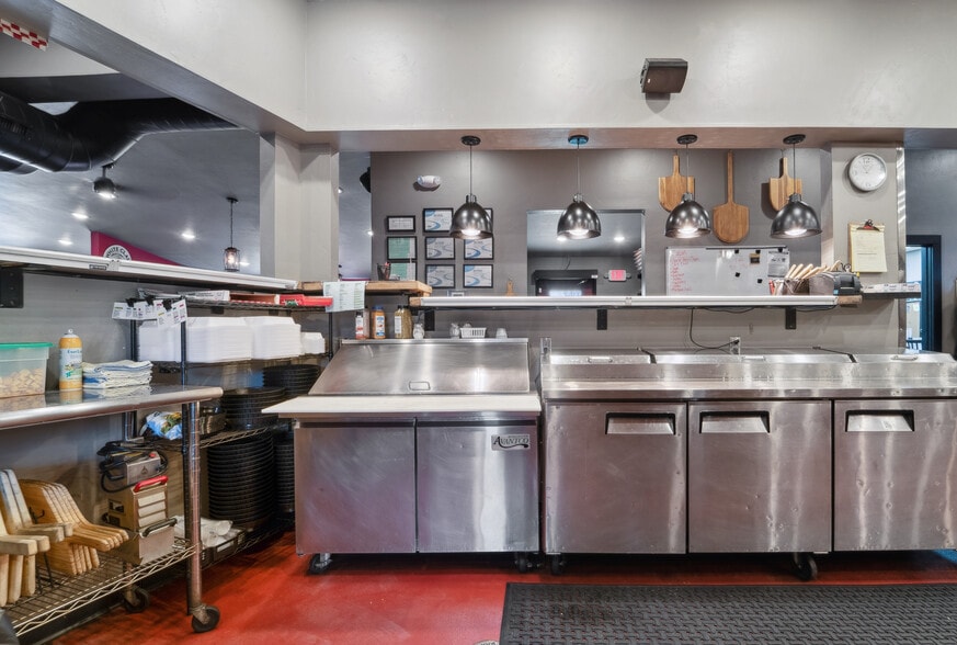 More Photos Of 707 W Park Ave, Kiel Restaurant For Sale