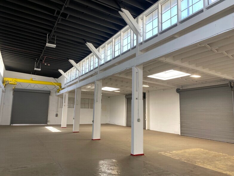 More Photos Of 3421 Hollis St, Oakland Warehouse For Sale