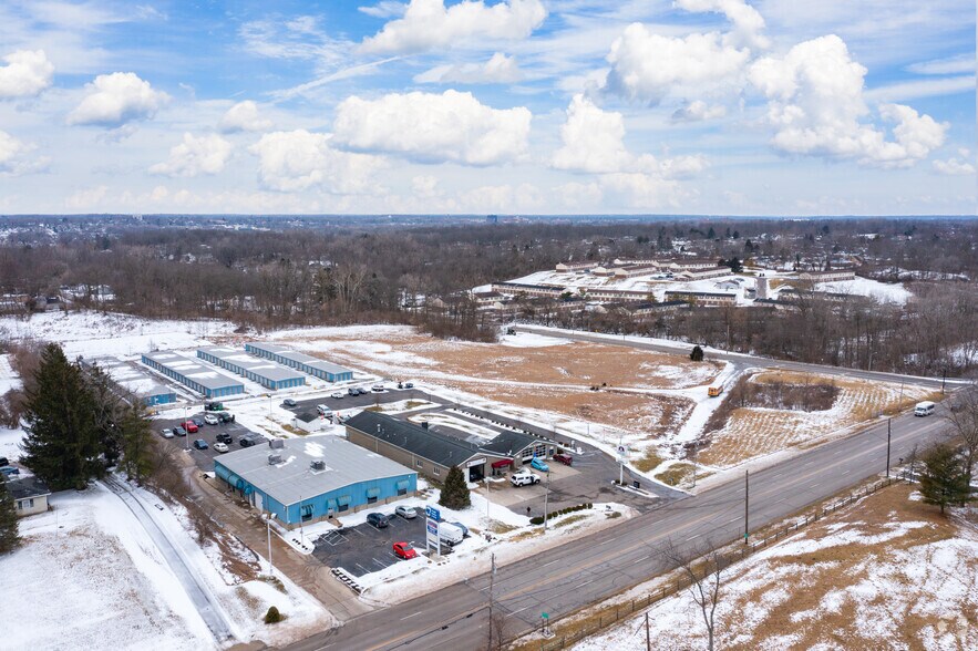 More Photos Of 2101 E Home Rd, Springfield Freestanding For Sale