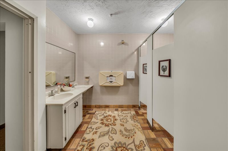 More Photos Of 201 Oakdale Rd, Johnson City General Retail For Sale