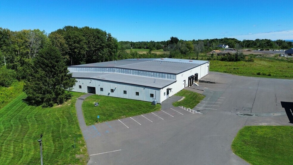 More Photos Of 1315 Route 146, Rexford Unknown For Lease