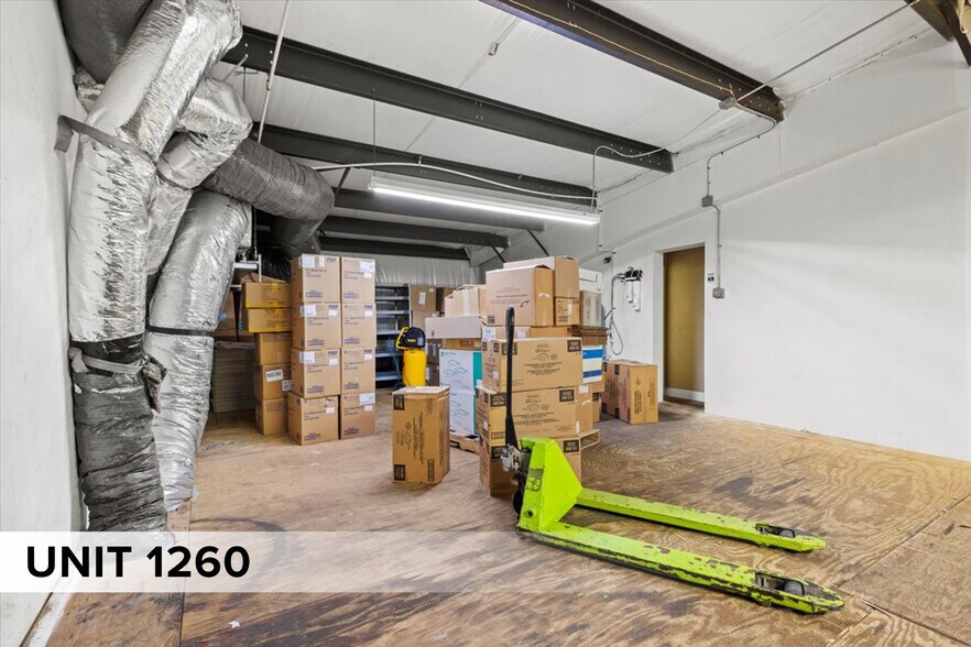 More Photos Of 1250-1264 SW Biltmore St, Port Saint Lucie Warehouse For Sale