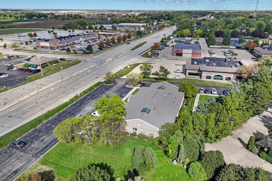 More Photos Of 6535 Green Bay Rd, Kenosha Medical For Sale