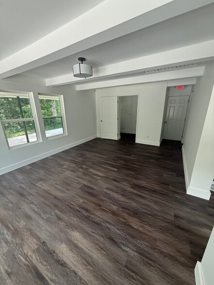More Photos Of 2521 Reinhardt College Pky, Canton Office For Sale