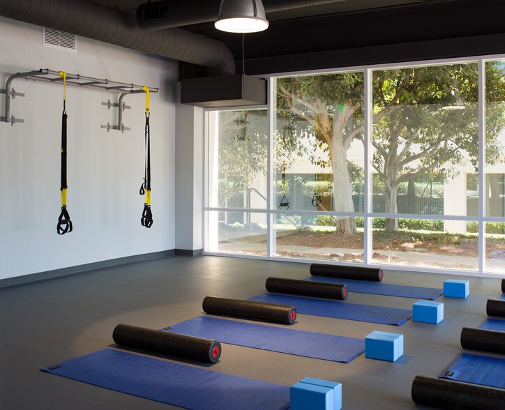 More Photos Of 23332 Mill Creek Dr, Laguna Hills Office For Lease