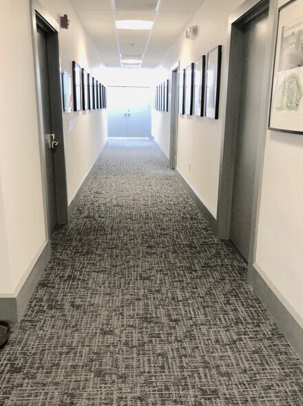 More Photos Of 19 W Putnam Ave, Greenwich Office For Lease