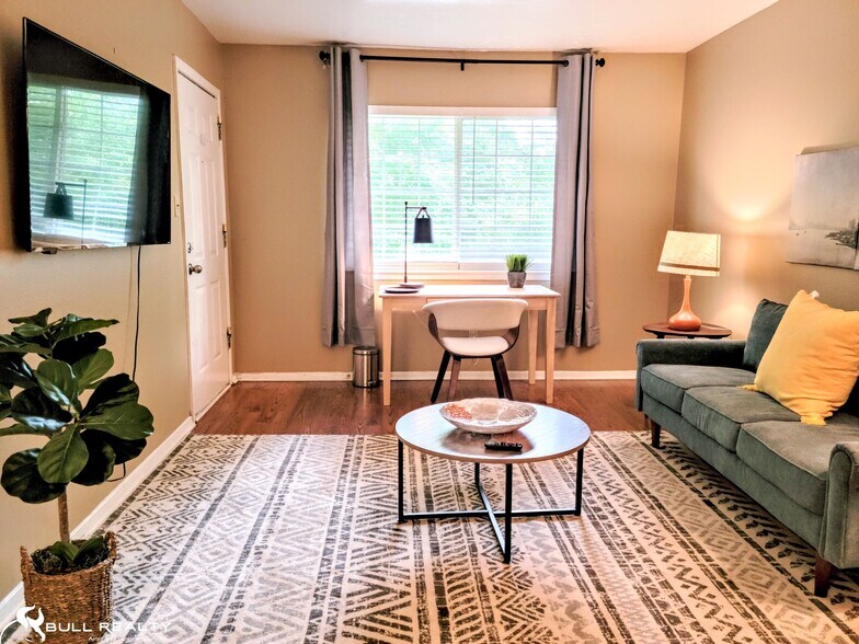 More Photos Of 641 Powder Springs St SE, Smyrna Apartments For Sale