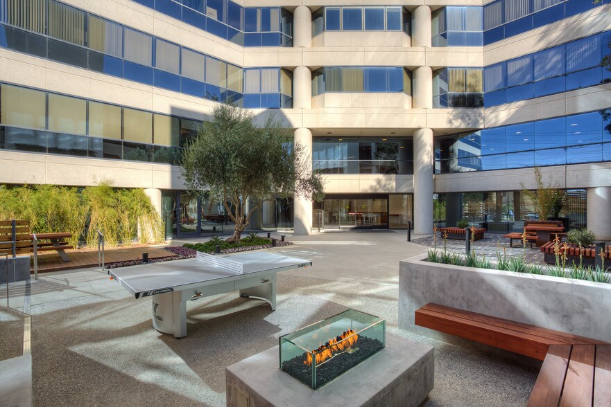 More Photos Of 1700 E Walnut Ave, El Segundo Office For Lease