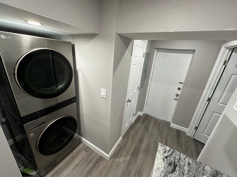 More Photos Of 2301 Trelain Dr S, Saint Petersburg Apartments For Sale