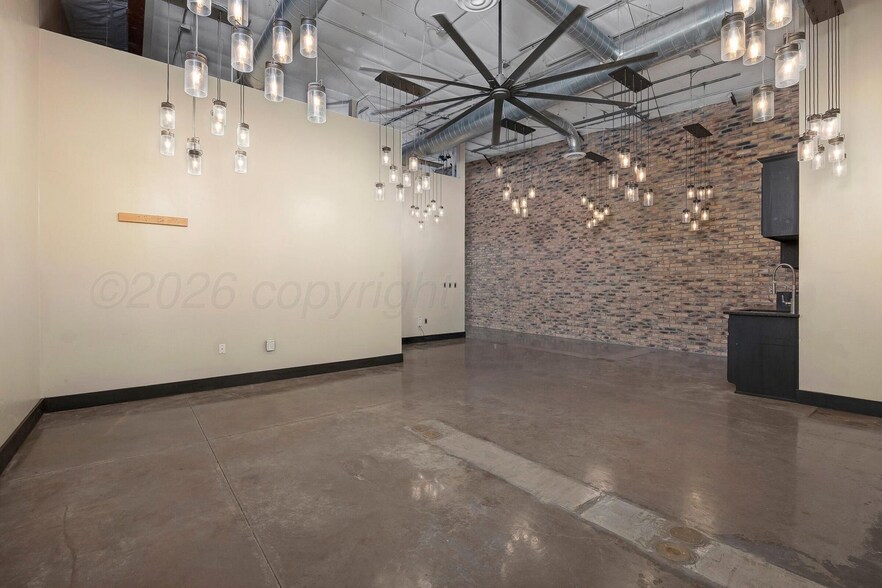 More Photos Of , Amarillo General Retail For Sale