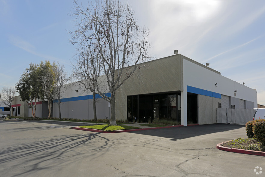 Primary Photo Of 13575 Larwin Cir, Santa Fe Springs Warehouse For Sale