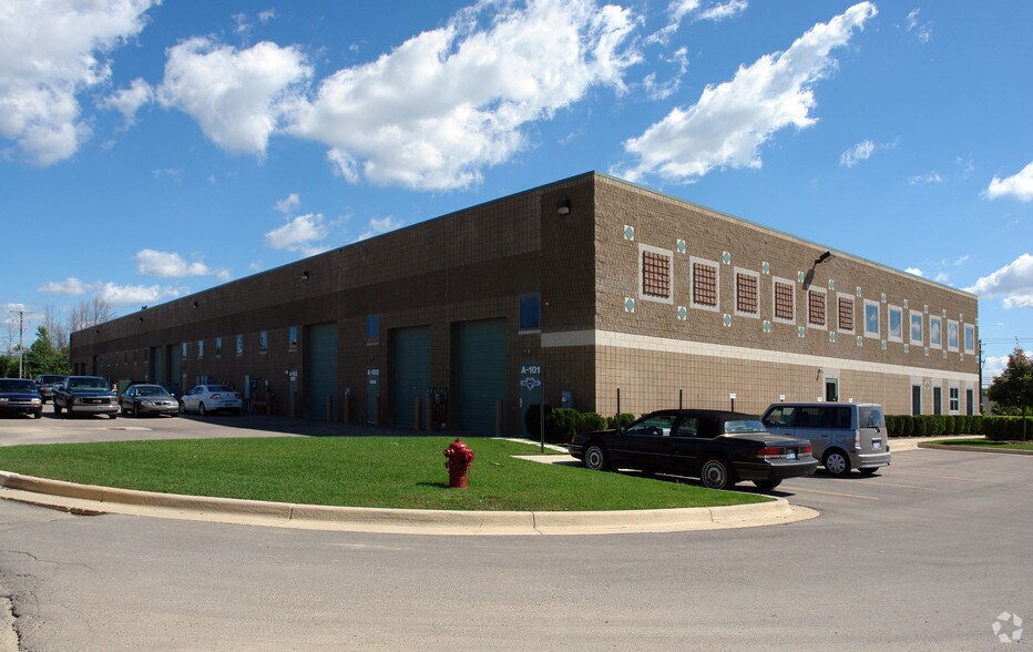 More Photos Of 29445 Beck Rd, Wixom Research And Development For Lease