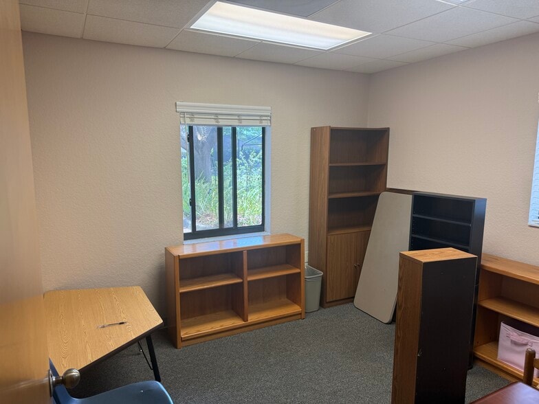 More Photos Of 5020 Goddard Ave, Orlando Office For Sale