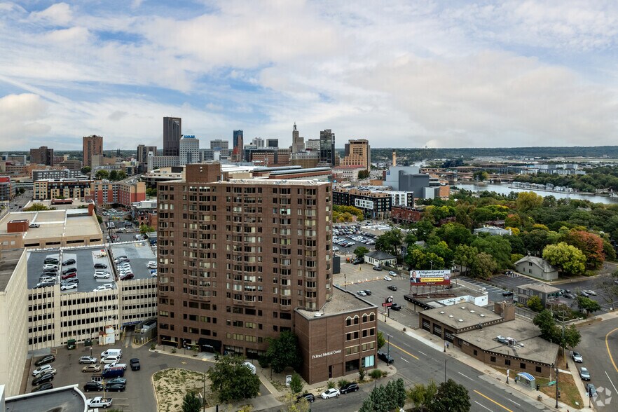 More Photos Of 360 Sherman St, Saint Paul Medical For Lease