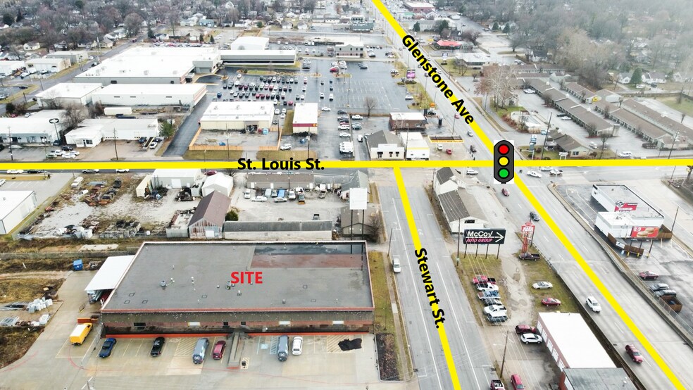 More Photos Of 224 N Stewart Ave, Springfield Warehouse For Lease